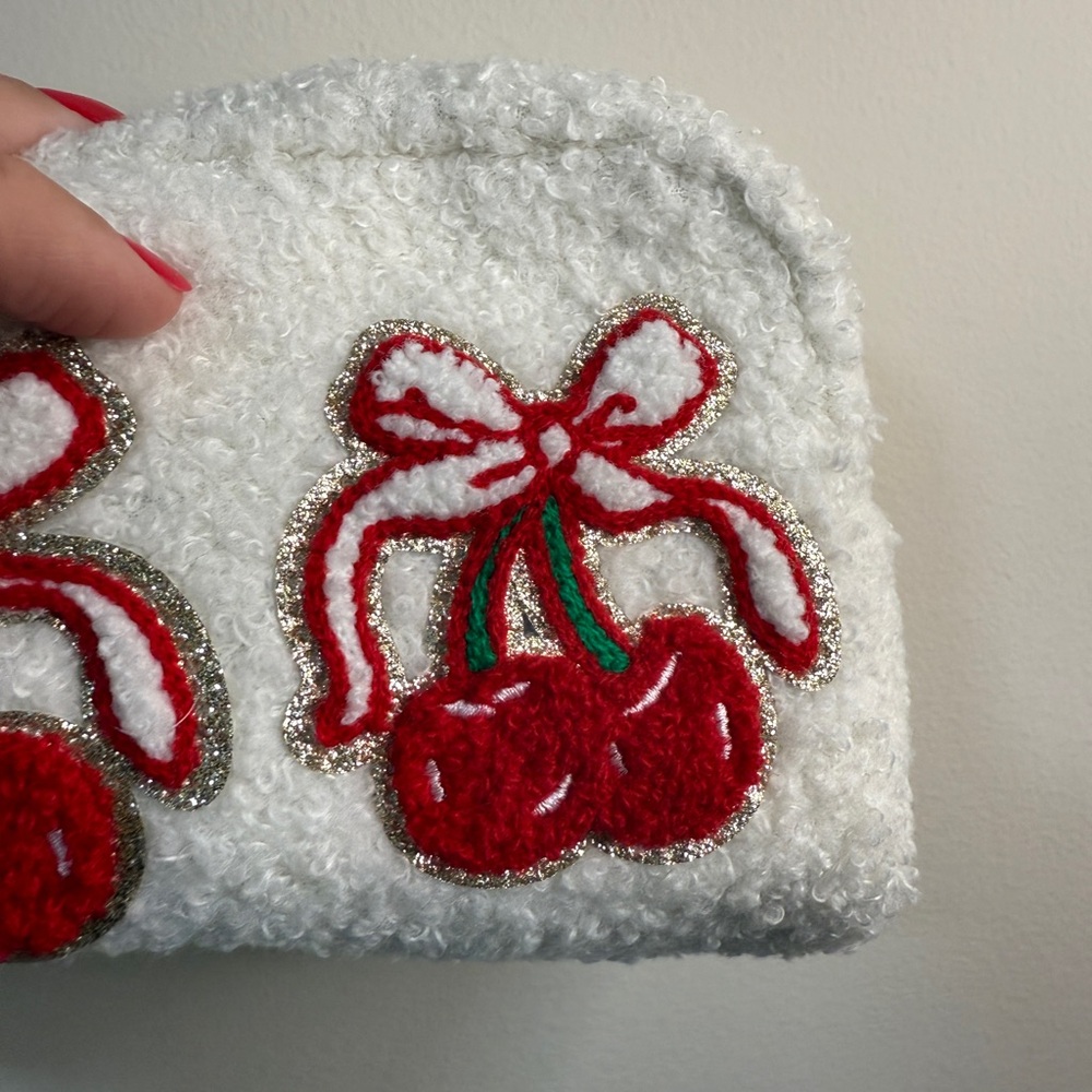 🍒Cherry Cosmetic bag NWT - Picture 3 of 6
